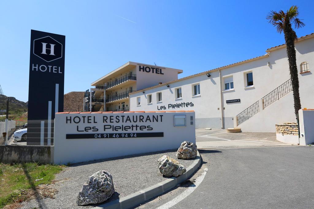 Hotel Restaurant Les Pielettes Le Rove Dış mekan fotoğraf