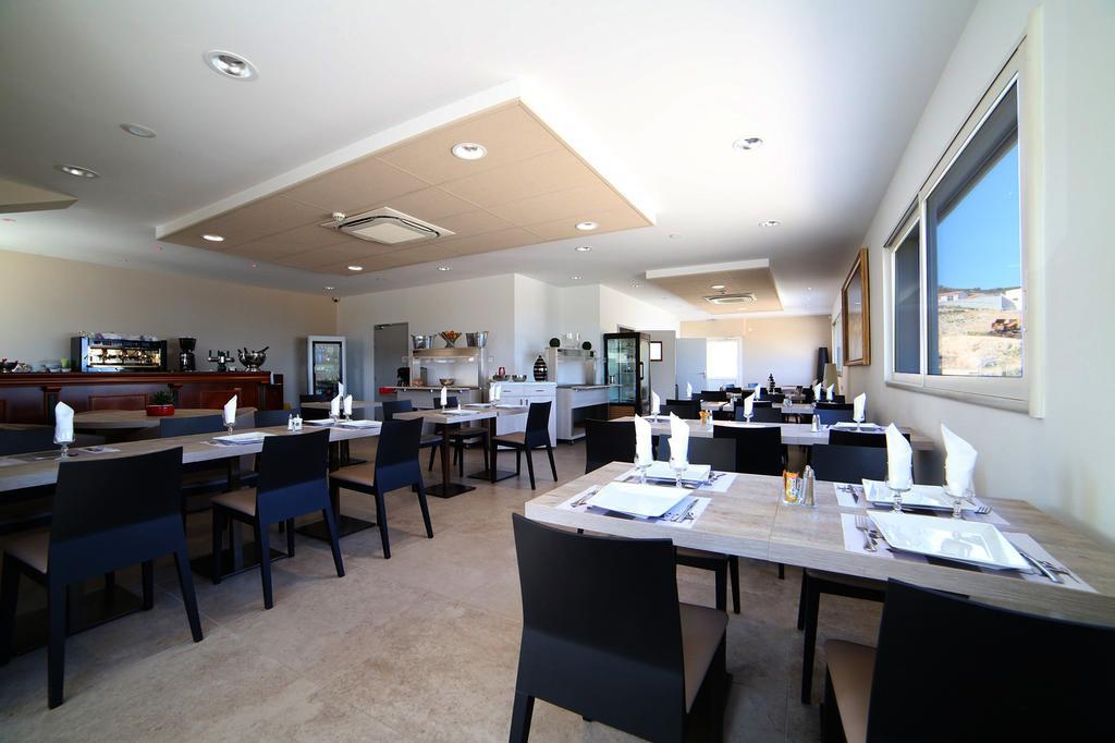 Hotel Restaurant Les Pielettes Le Rove Dış mekan fotoğraf